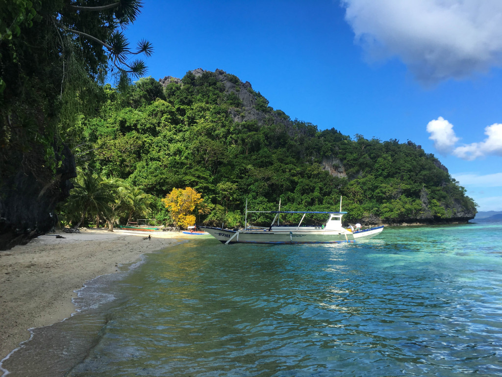Cudugnon Cave in El Nido, Palawan, Phlippines
